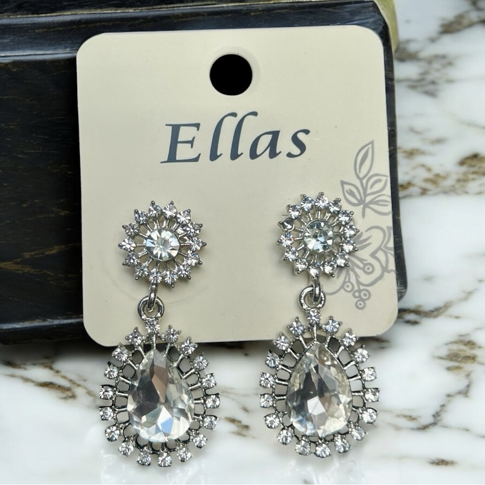 Ellas | Silver Crystal Drop Earrings NWT